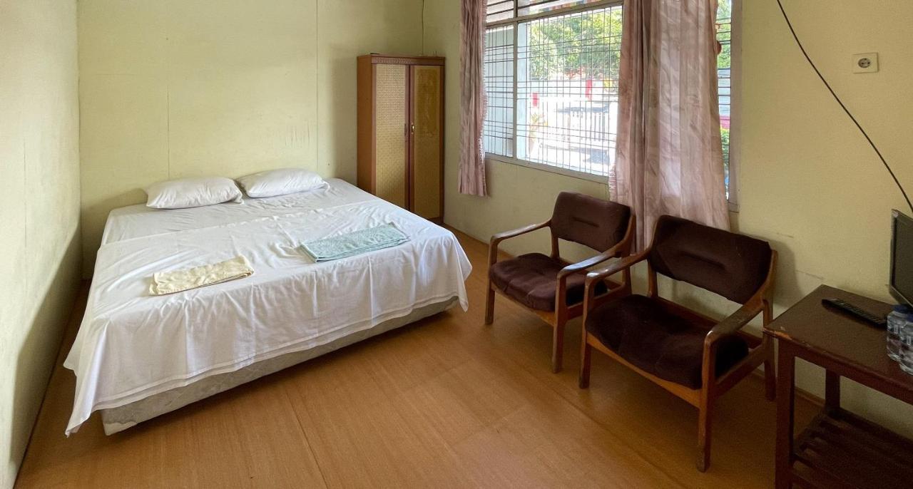 Valencia Homestay Redpartner Parapat Eksteriør bilde
